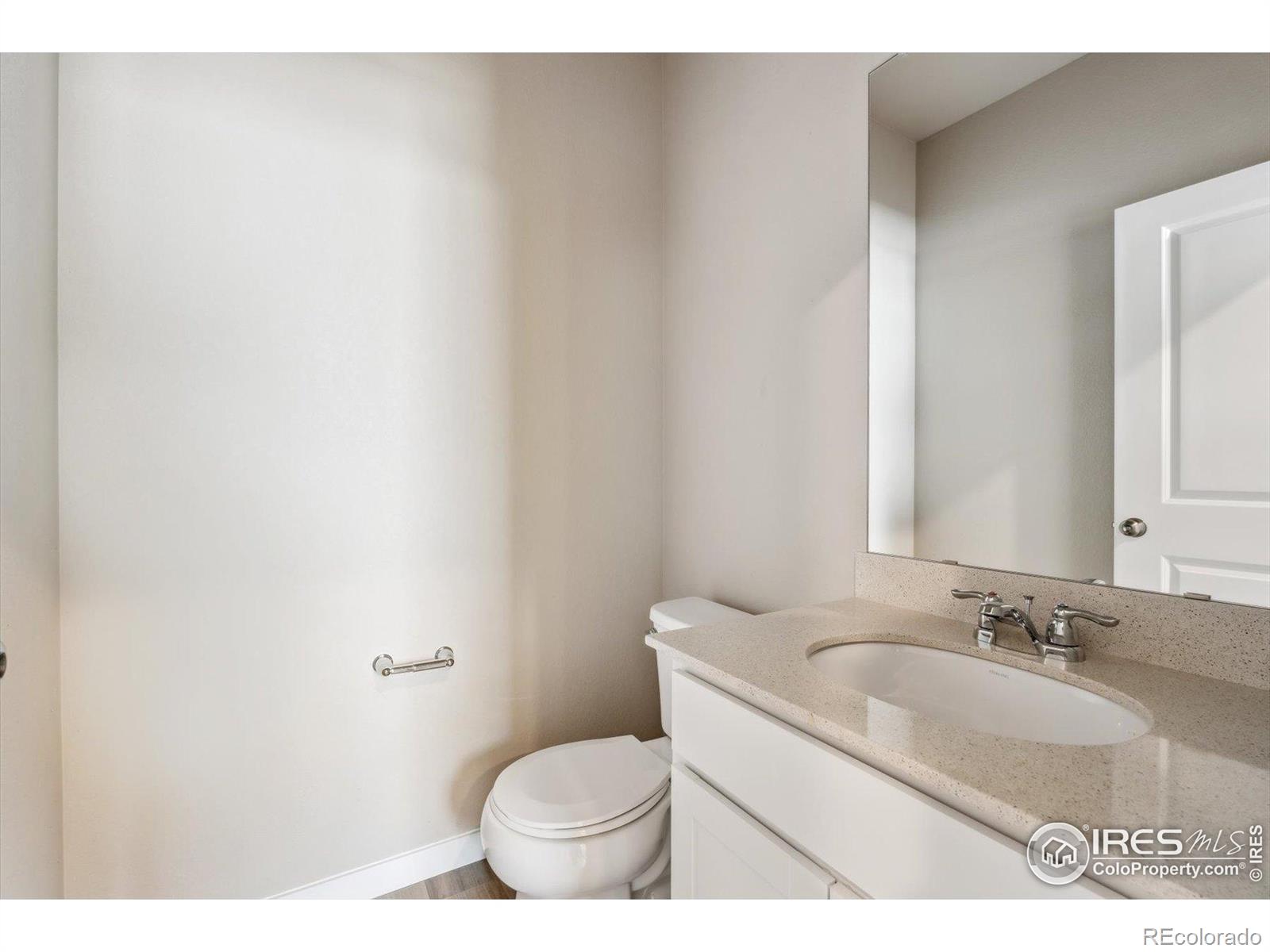 MLS Image #6 for 874  harvard street,johnstown, Colorado