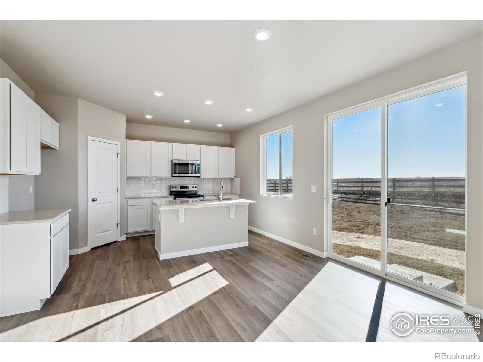 MLS Image #9 for 874  harvard street,johnstown, Colorado