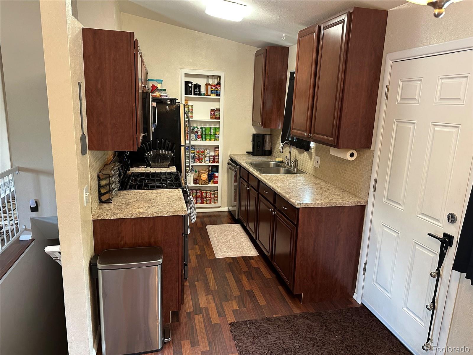 MLS Image #6 for 17042 e wagon trail parkway,aurora, Colorado