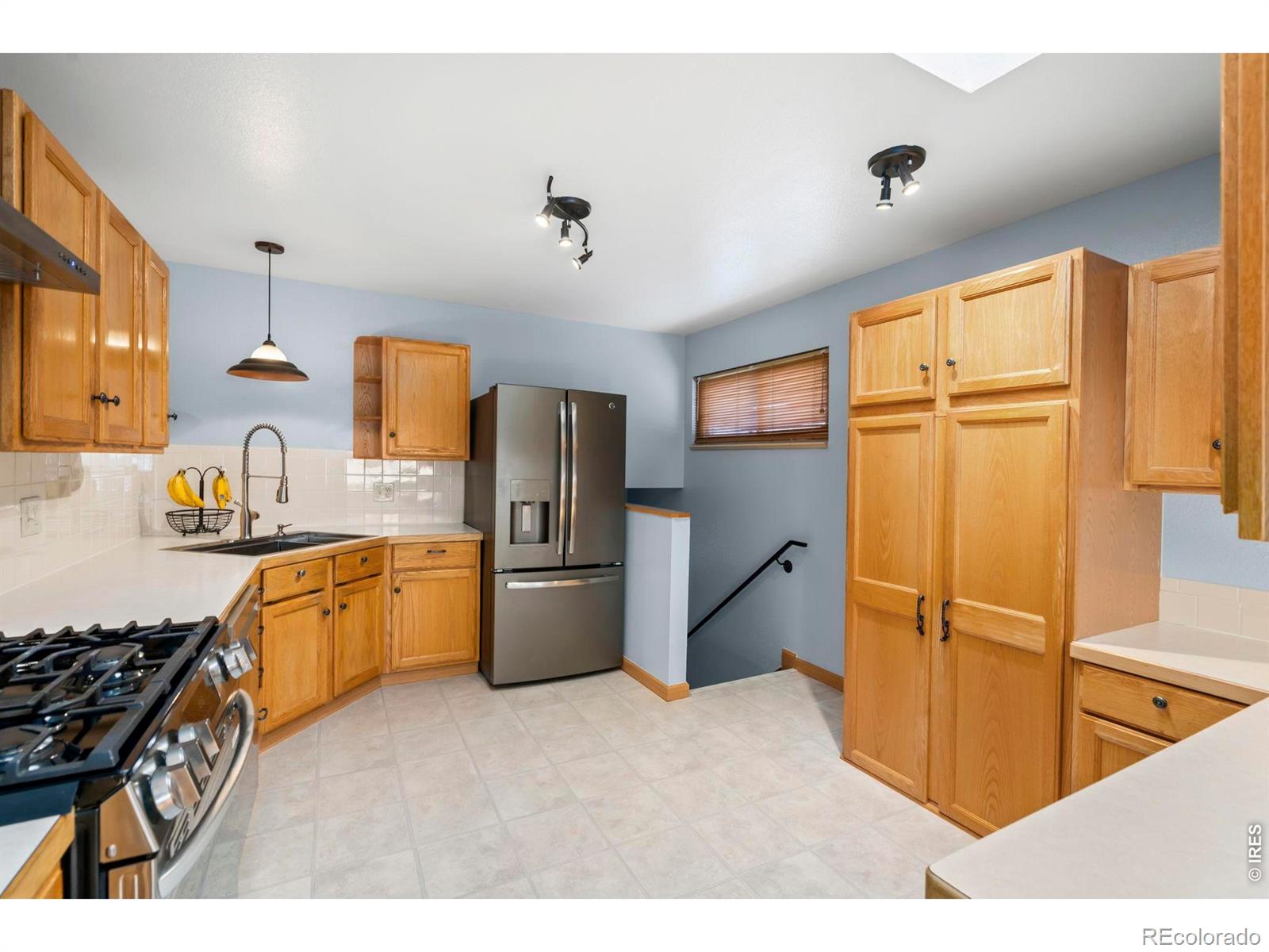 MLS Image #3 for 3319  chestnut avenue,loveland, Colorado