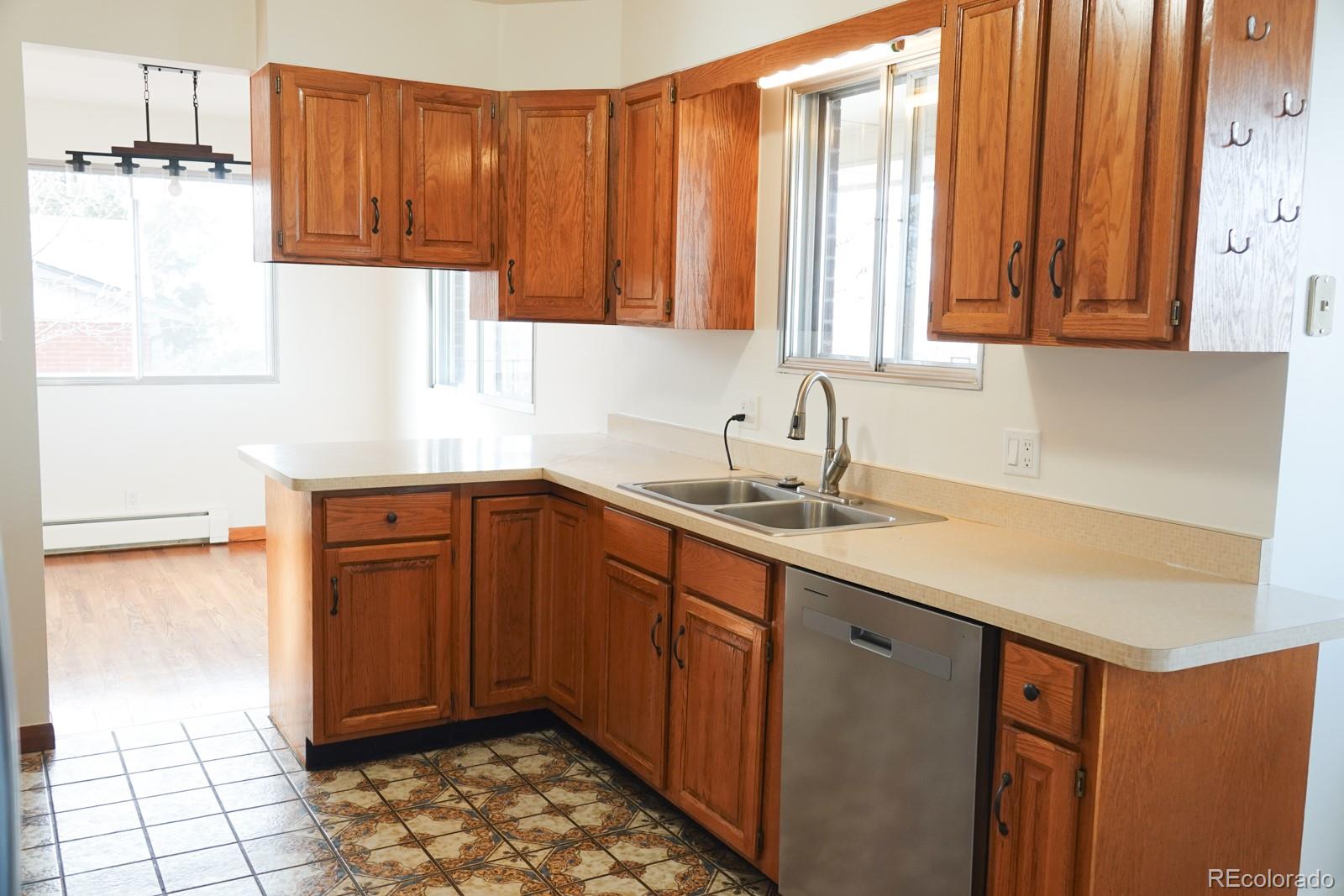 MLS Image #7 for 5790 w 51st avenue,denver, Colorado