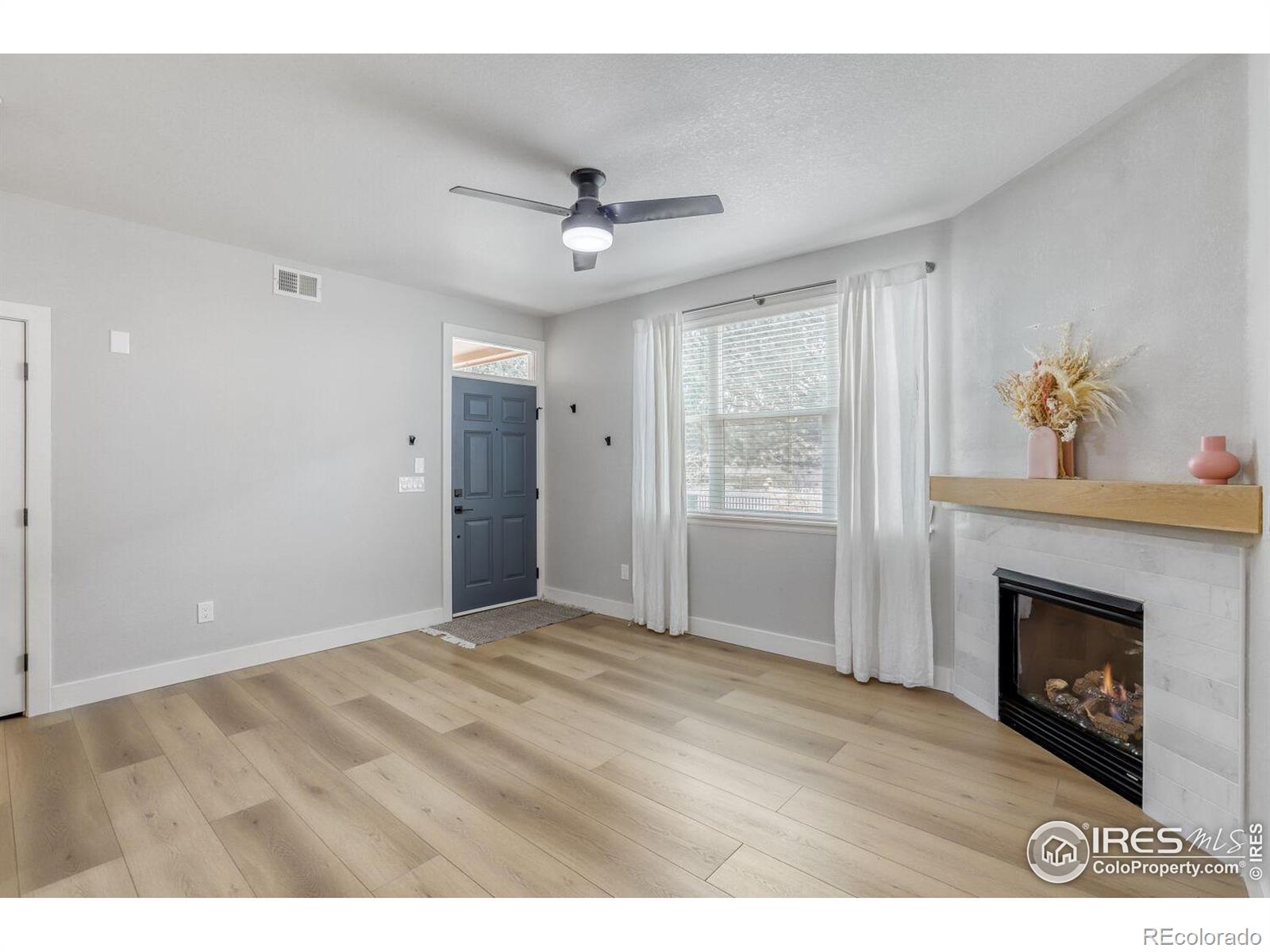 MLS Image #3 for 1921  grays peak drive,loveland, Colorado