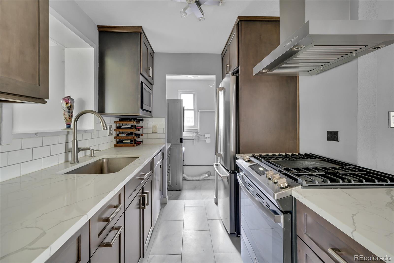 MLS Image #7 for 451  orange court,denver, Colorado