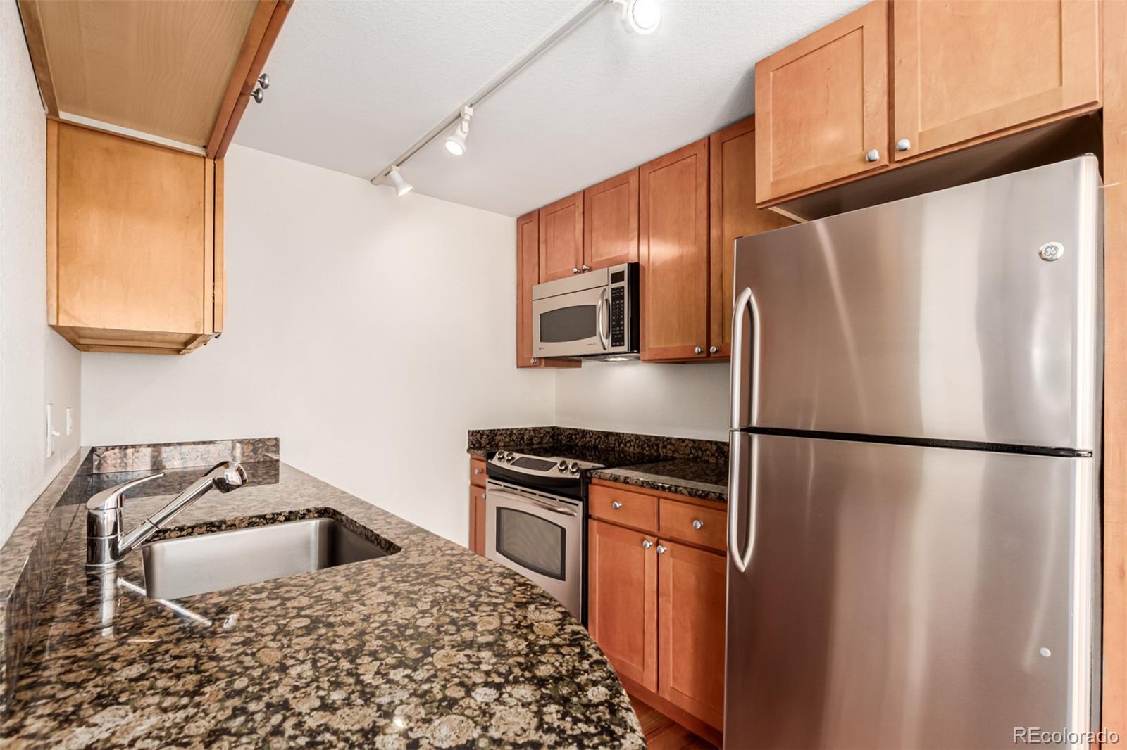 MLS Image #11 for 1150  vine street,denver, Colorado