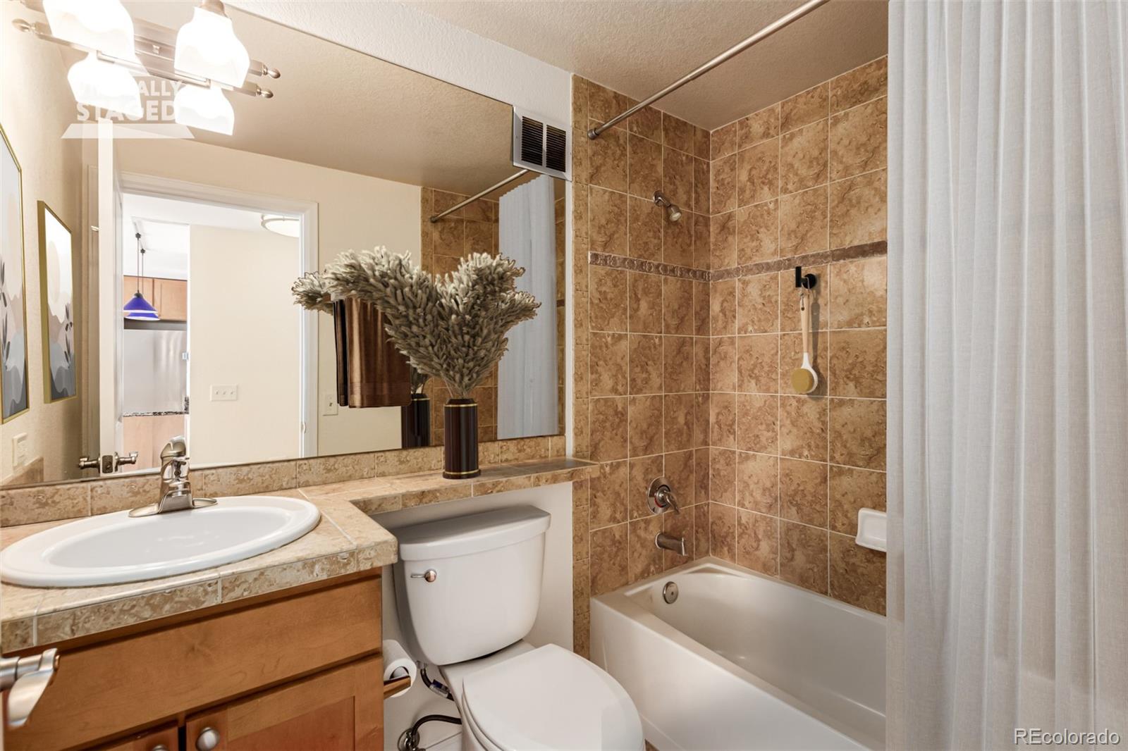 MLS Image #17 for 1150  vine street,denver, Colorado