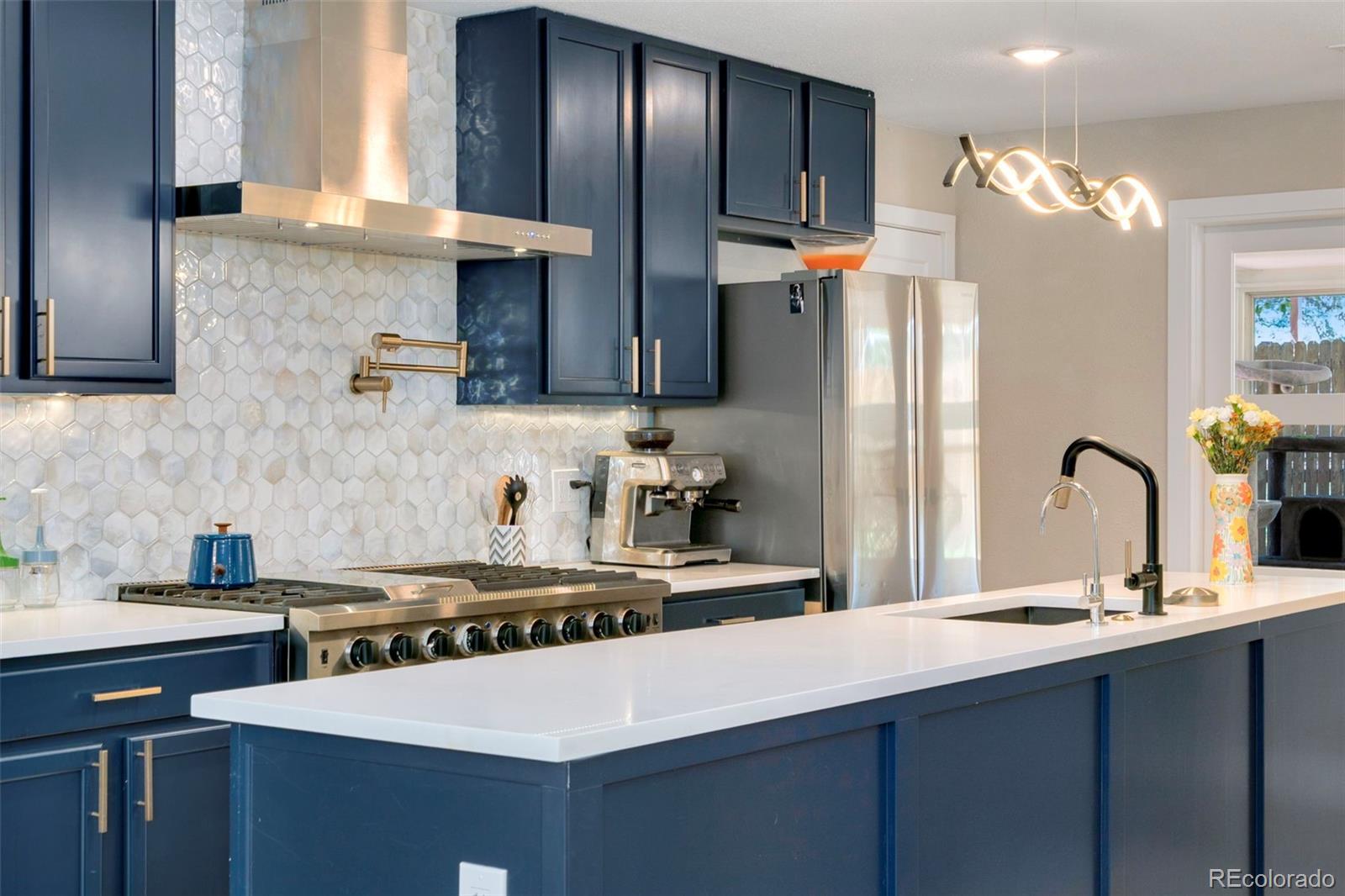 MLS Image #10 for 1304  pine street,loveland, Colorado