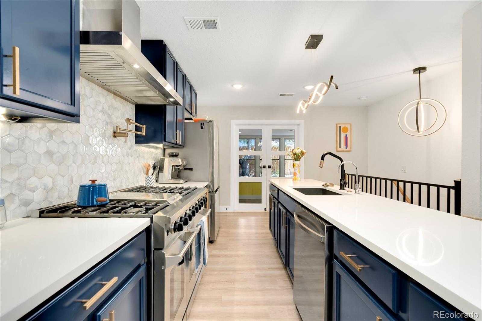 MLS Image #11 for 1304  pine street,loveland, Colorado
