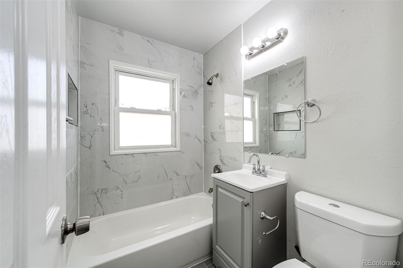 MLS Image #12 for 2050 s irving street,denver, Colorado