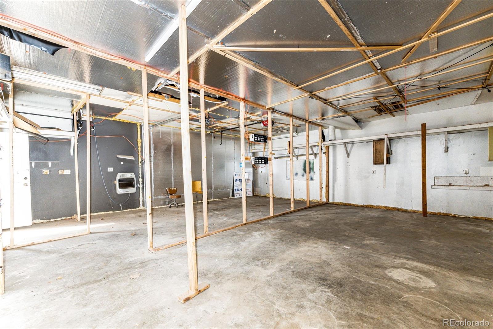 MLS Image #20 for 2050 s irving street,denver, Colorado