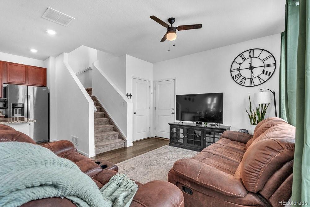 MLS Image #4 for 4366 s nepal street,centennial, Colorado