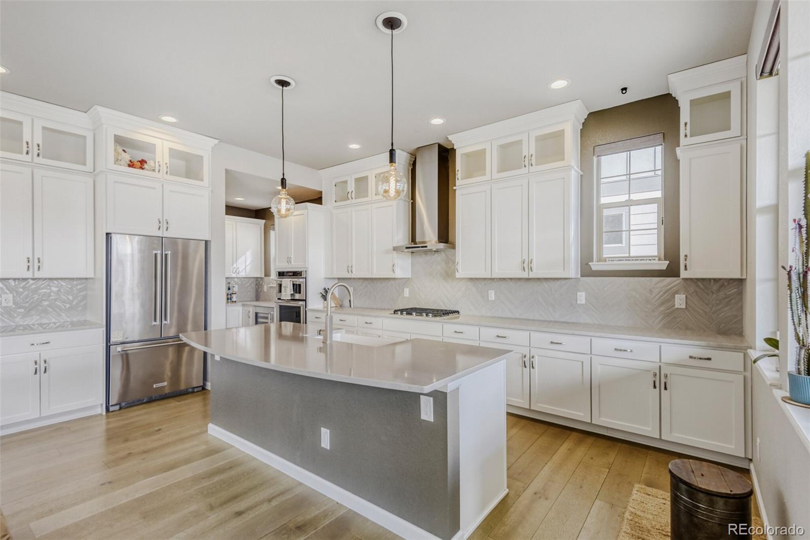 MLS Image #12 for 8214  superior circle,littleton, Colorado
