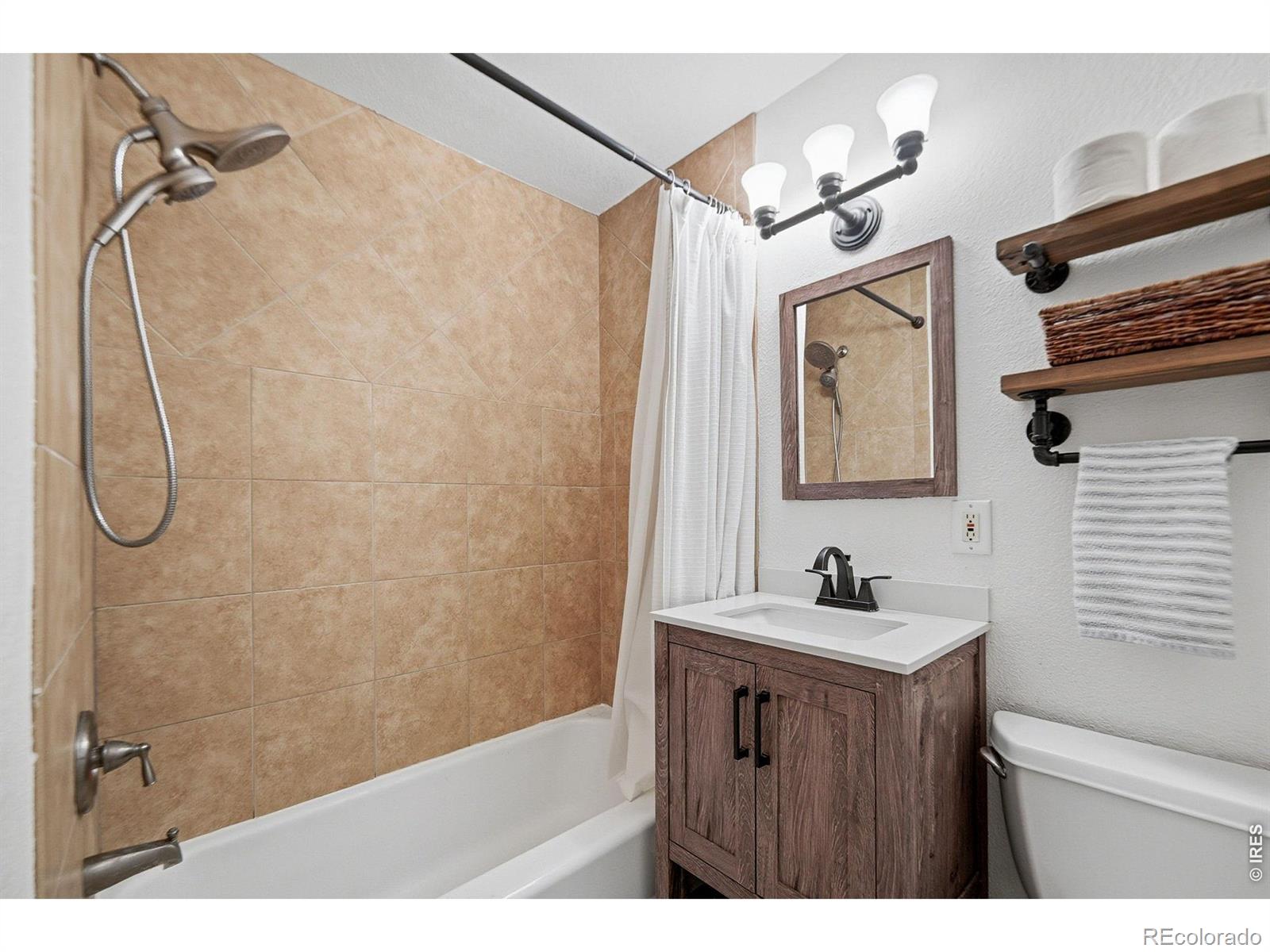 MLS Image #19 for 6034 s steele street,centennial, Colorado