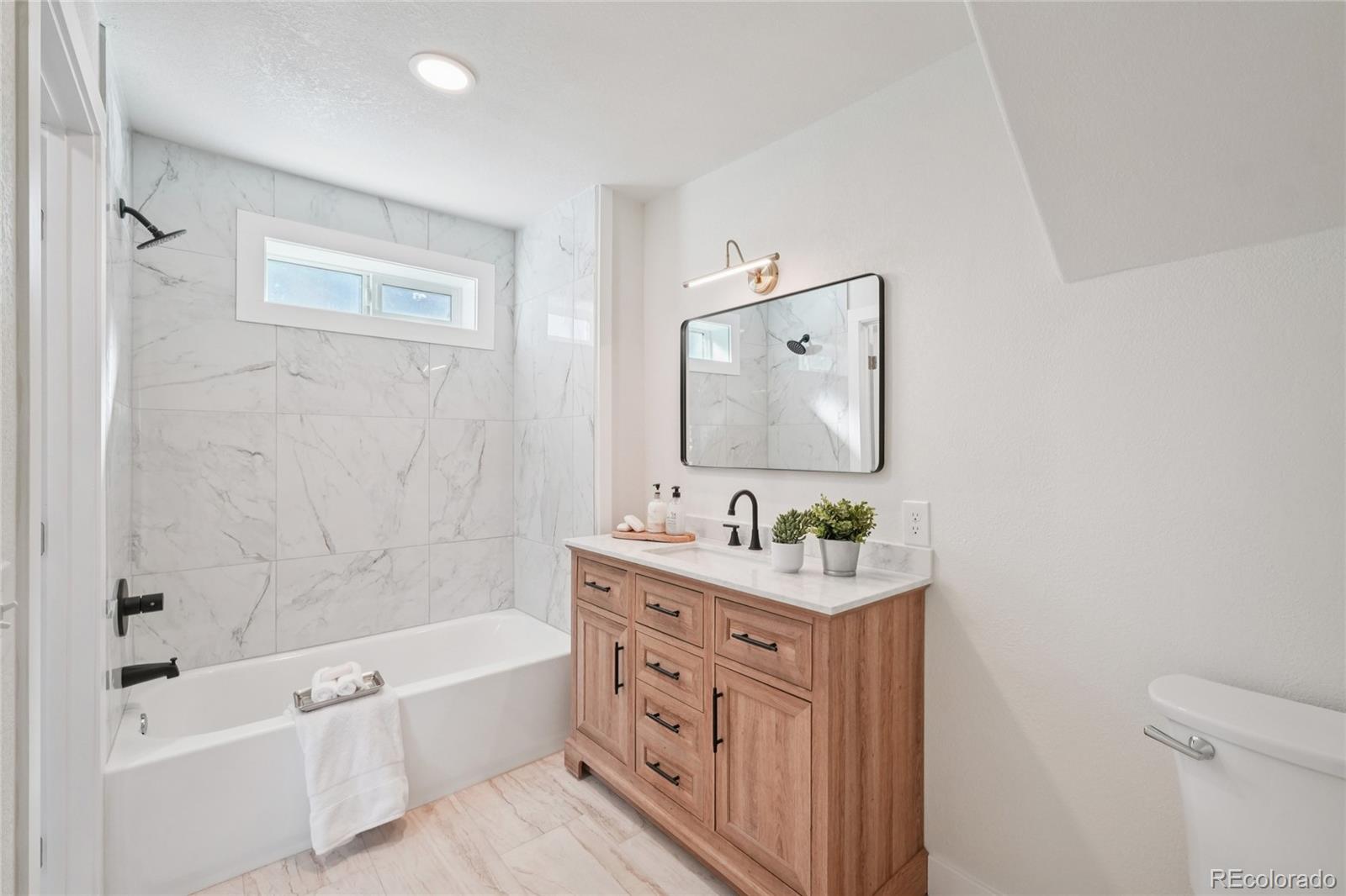 MLS Image #14 for 415 e yampa street,colorado springs, Colorado