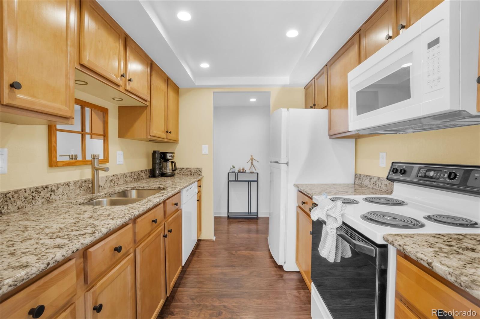 MLS Image #11 for 7255 e quincy avenue 309,denver, Colorado