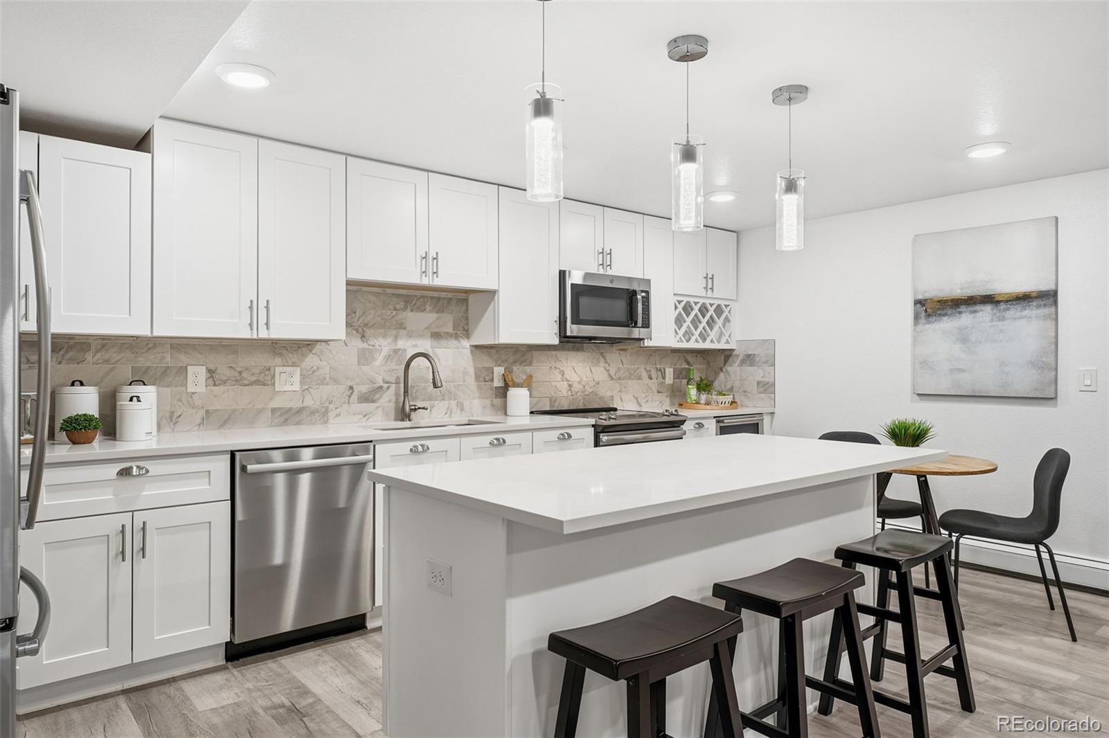 MLS Image #10 for 1755 n gilpin street,denver, Colorado