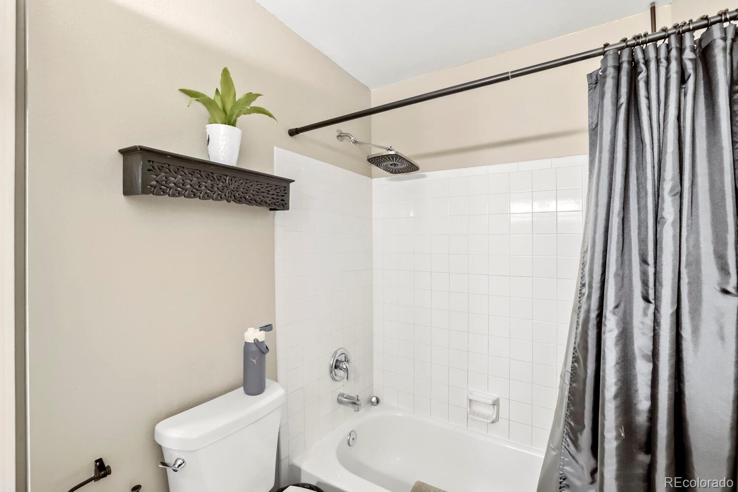 MLS Image #12 for 326  wright street 205,lakewood, Colorado
