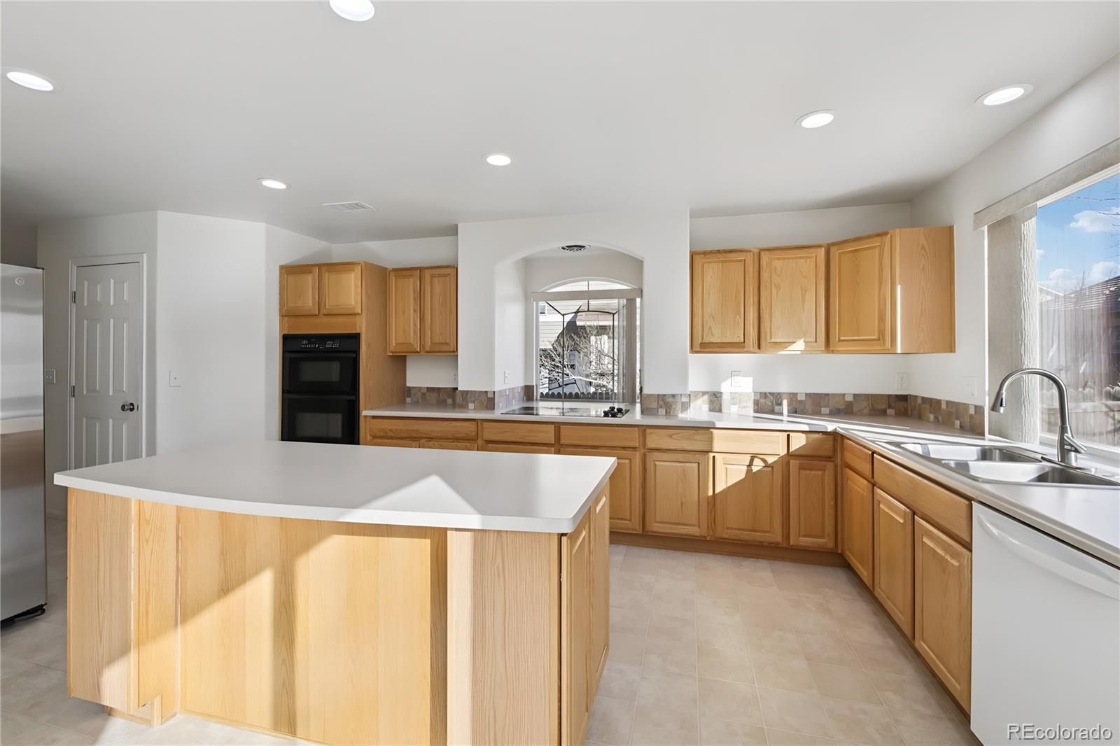 MLS Image #13 for 11858  idalia street,commerce city, Colorado