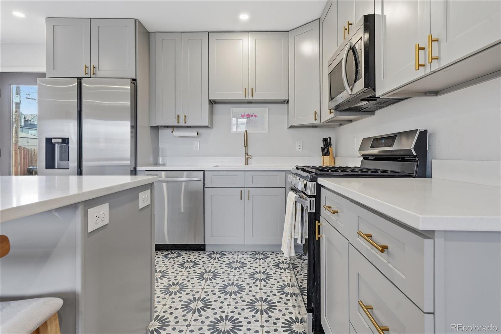 MLS Image #15 for 1087  wolff street,denver, Colorado