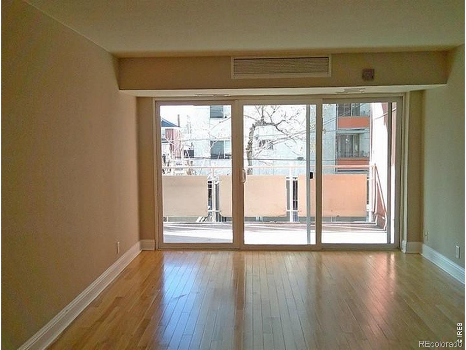 MLS Image #11 for 1121  albion street,denver, Colorado
