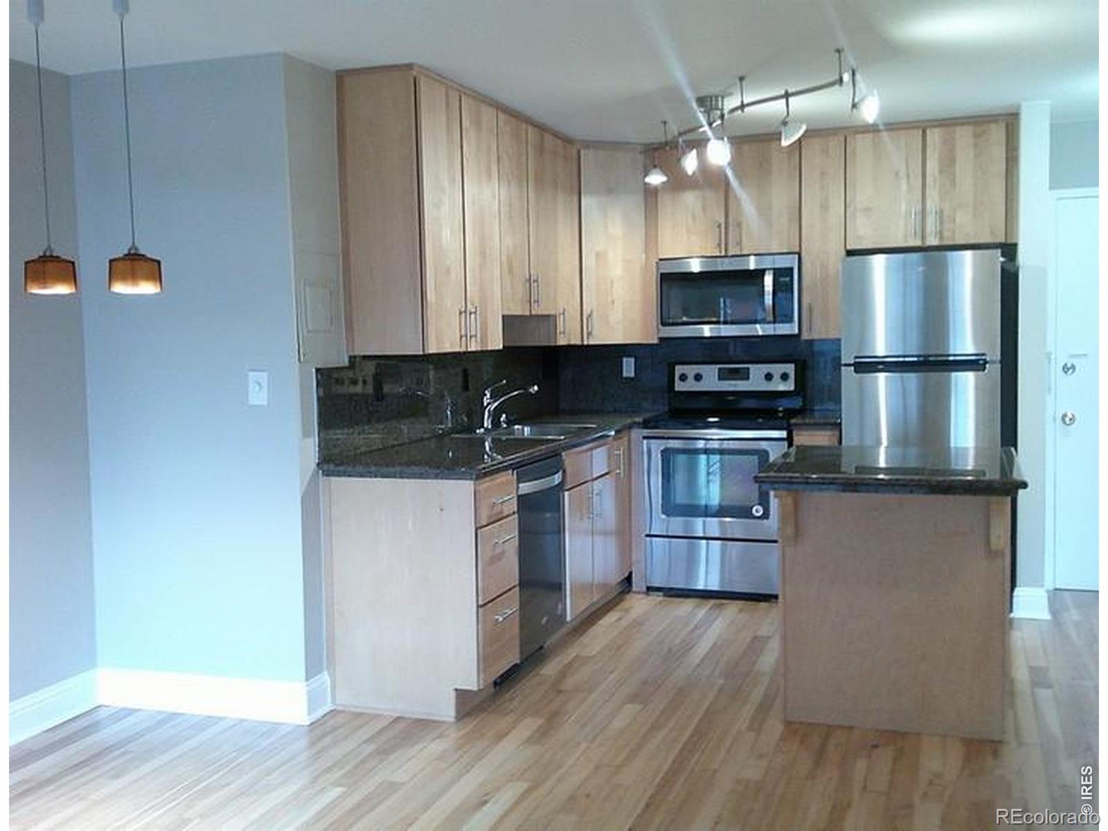 MLS Image #14 for 1121  albion street,denver, Colorado