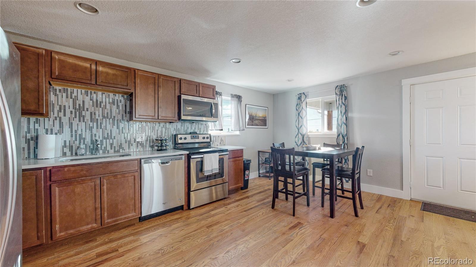 MLS Image #11 for 2881 w 65th avenue,denver, Colorado