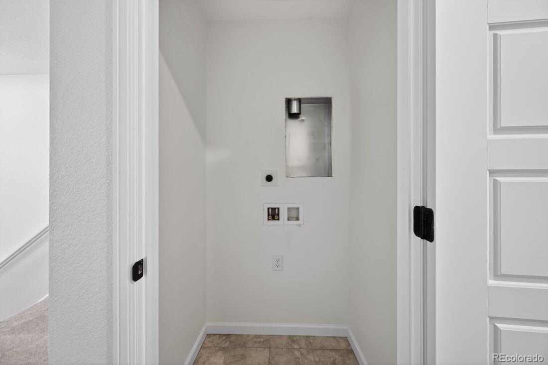 MLS Image #14 for 17165 w 91st lane,arvada, Colorado