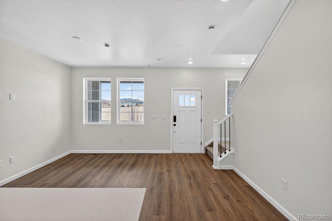 MLS Image #3 for 17165 w 91st lane,arvada, Colorado
