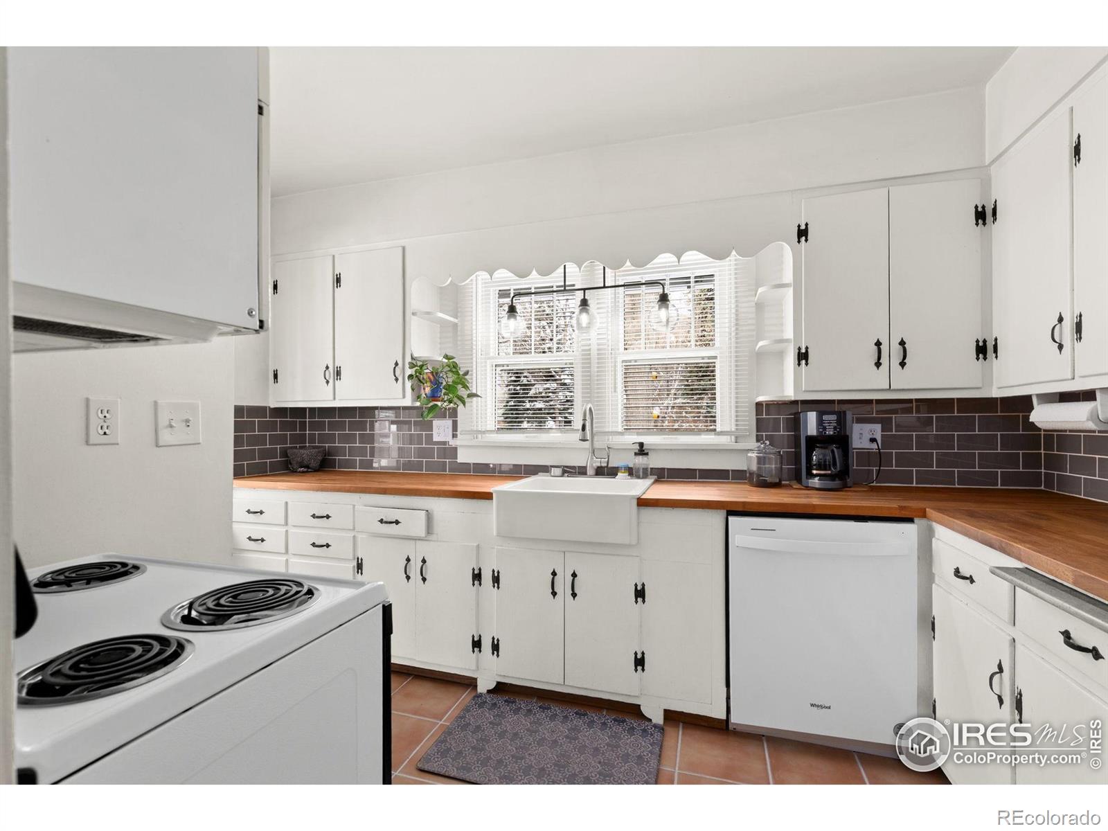 MLS Image #12 for 149  sylvan court,fort collins, Colorado