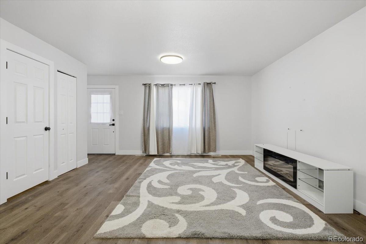 MLS Image #6 for 660  elbert street,denver, Colorado