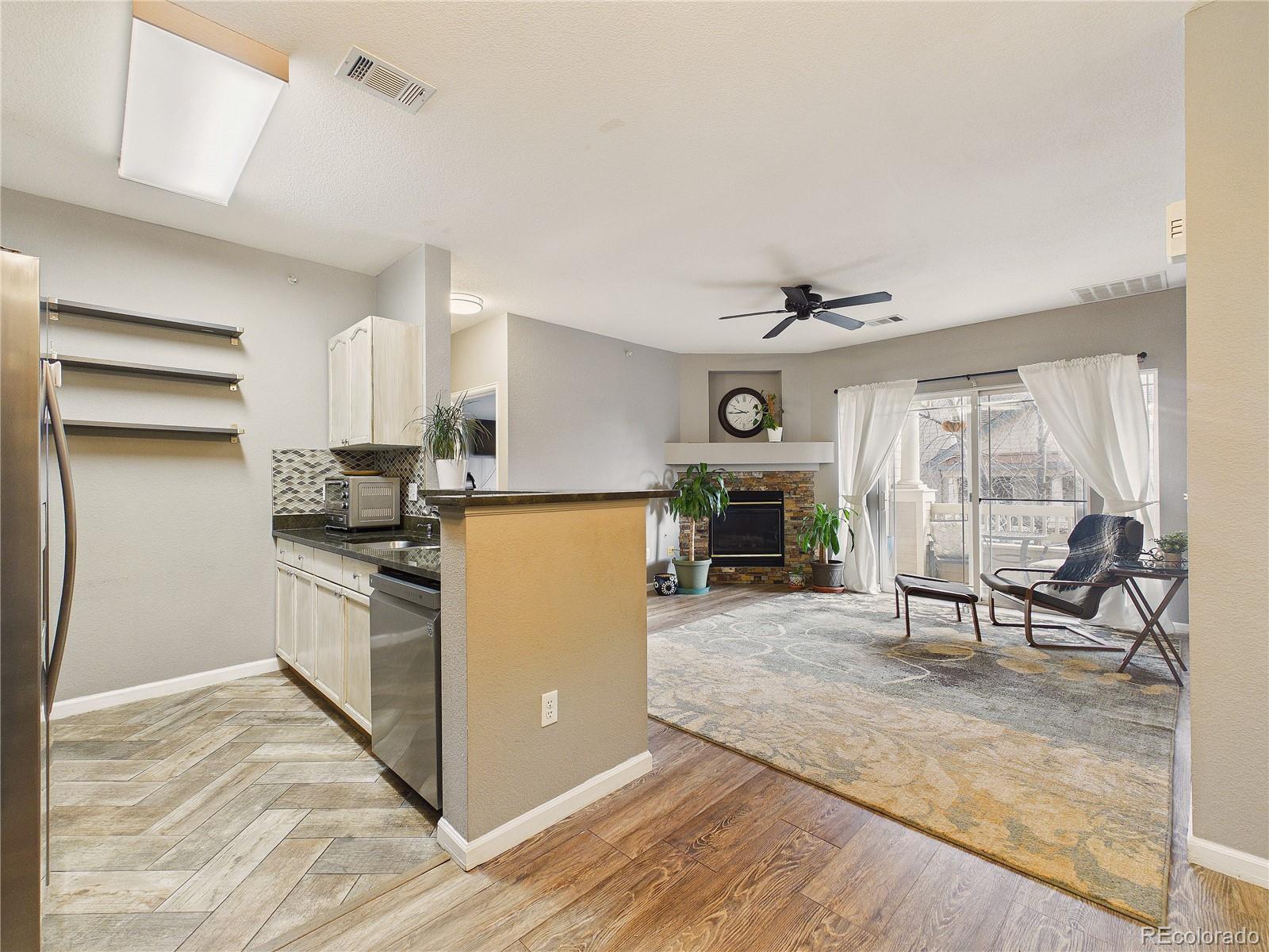 MLS Image #14 for 8389 s independence circle,littleton, Colorado