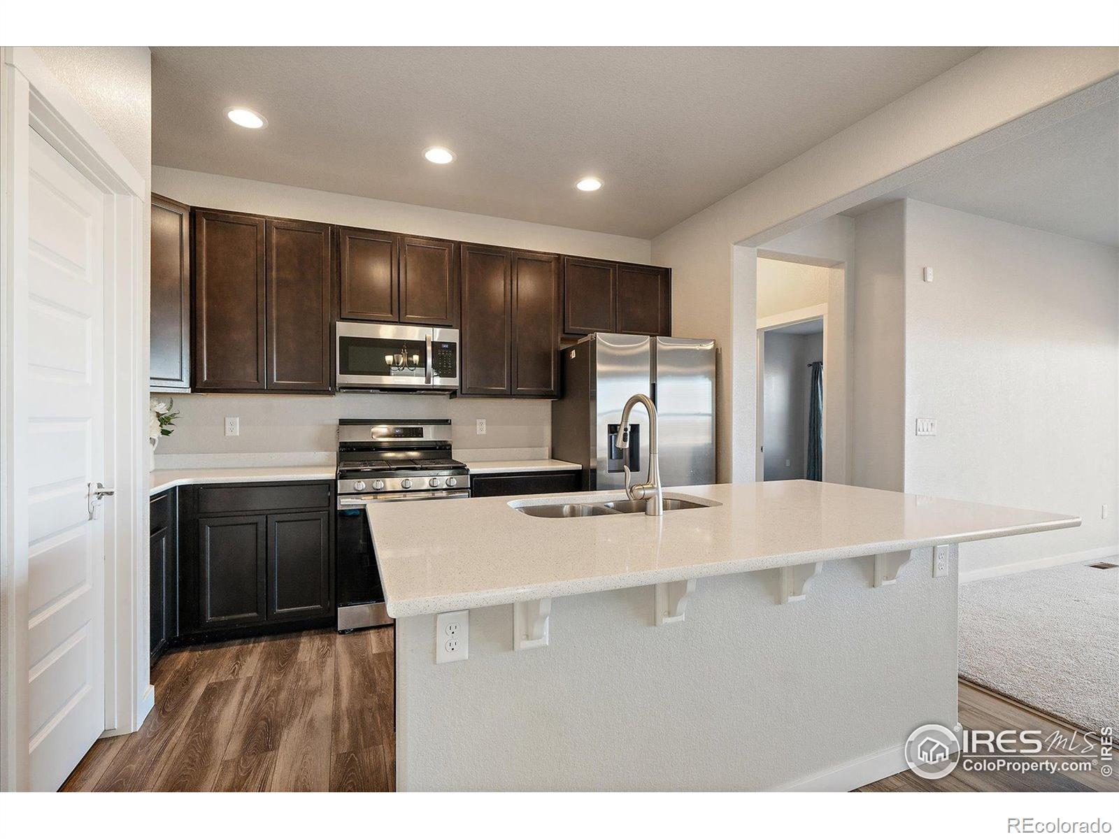 MLS Image #5 for 118  chipeta way,lochbuie, Colorado