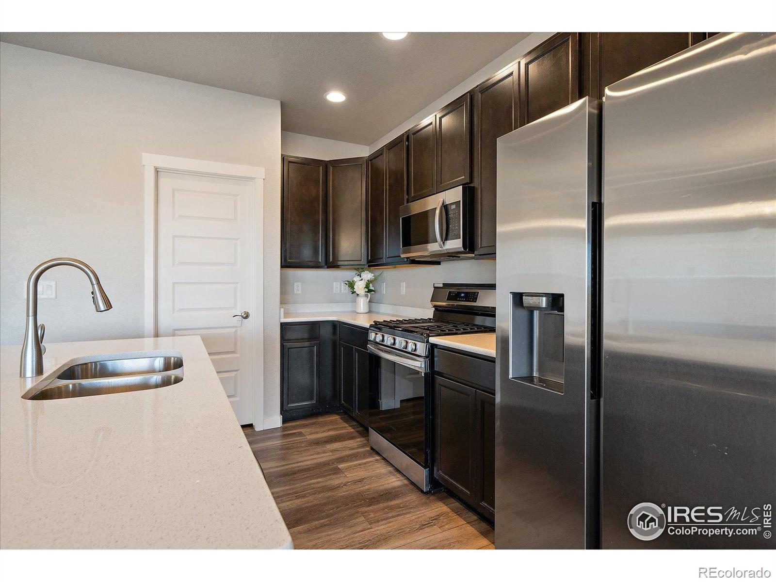 MLS Image #6 for 118  chipeta way,lochbuie, Colorado