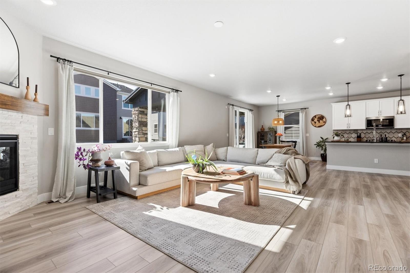 MLS Image #12 for 9750  banner peak street,littleton, Colorado