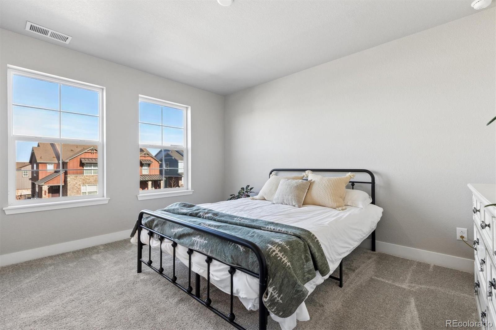 MLS Image #17 for 9750  banner peak street,littleton, Colorado