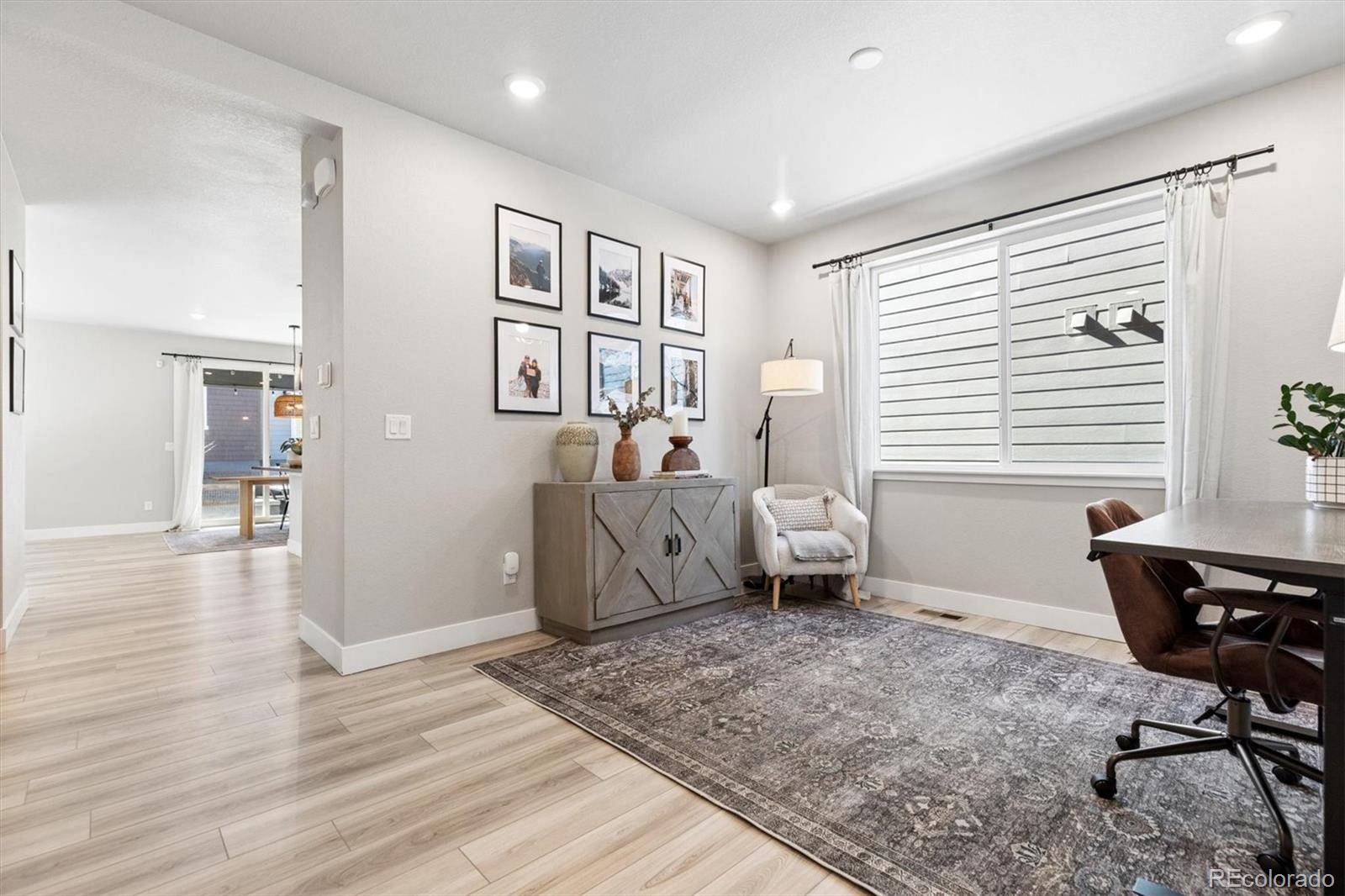 MLS Image #3 for 9750  banner peak street,littleton, Colorado