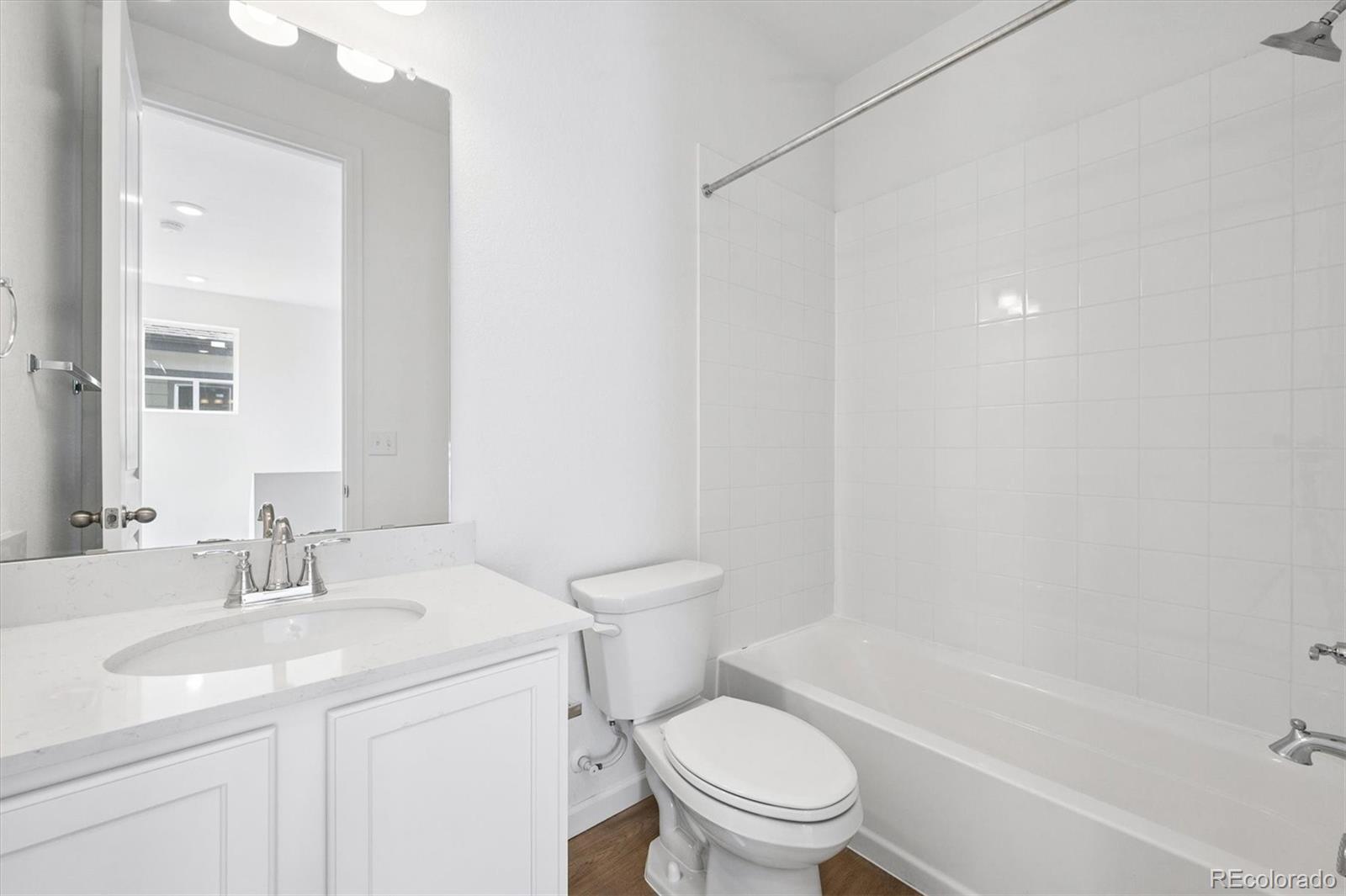 MLS Image #15 for 24175 e 30th place,aurora, Colorado