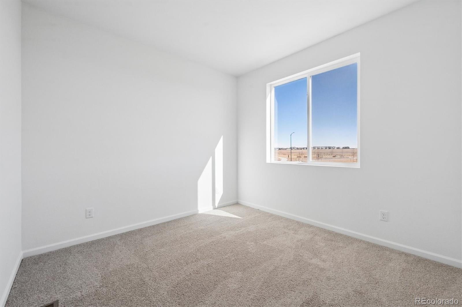 MLS Image #16 for 24175 e 30th place,aurora, Colorado