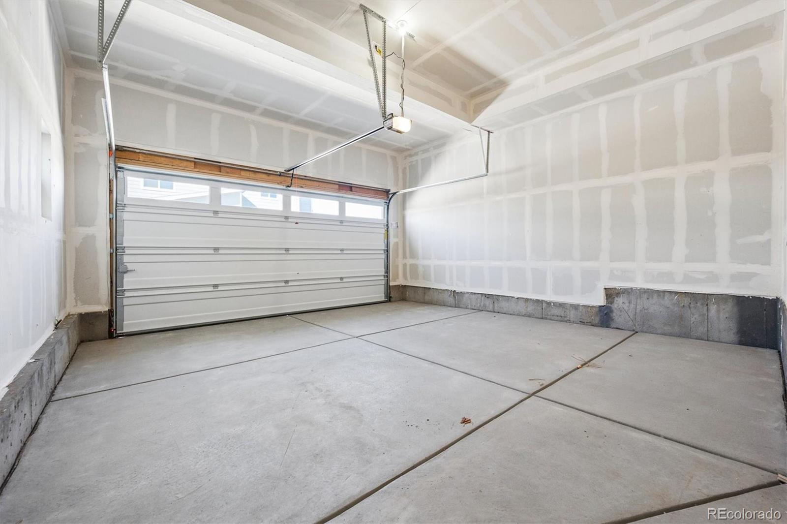 MLS Image #19 for 24175 e 30th place,aurora, Colorado
