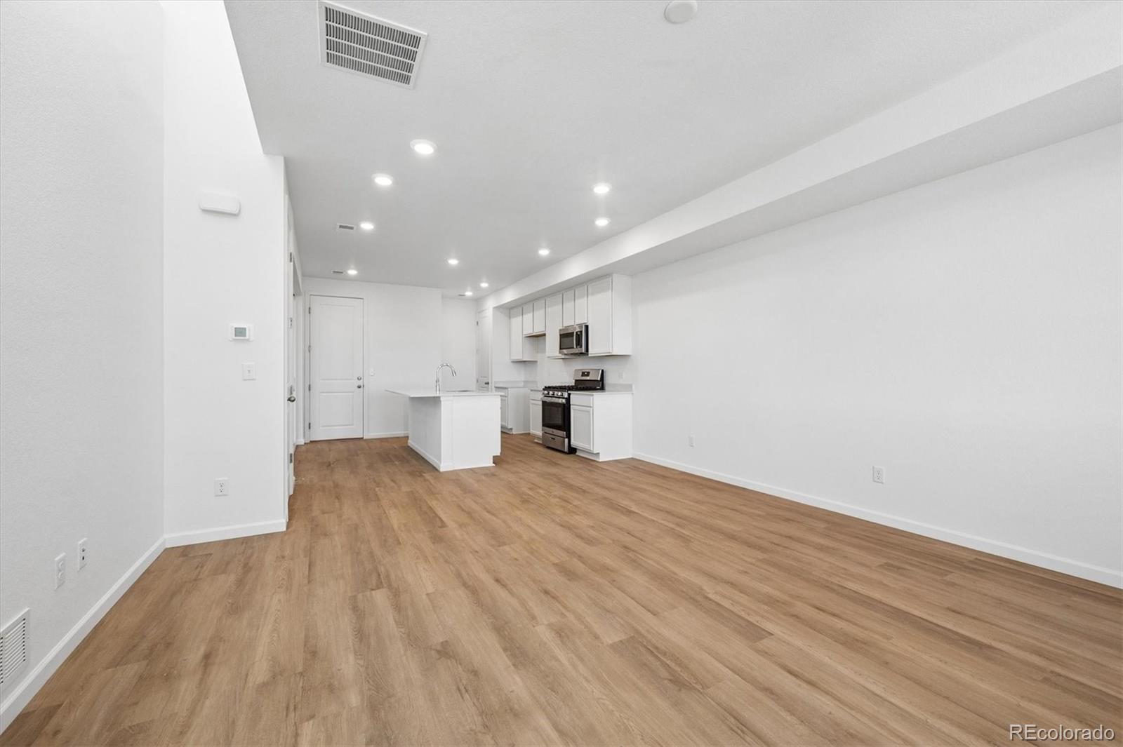 MLS Image #2 for 24175 e 30th place,aurora, Colorado