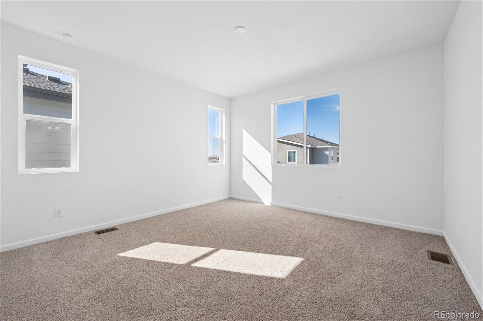 MLS Image #9 for 24175 e 30th place,aurora, Colorado