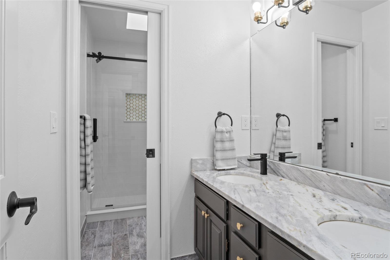MLS Image #20 for 1721 e phillips avenue,centennial, Colorado