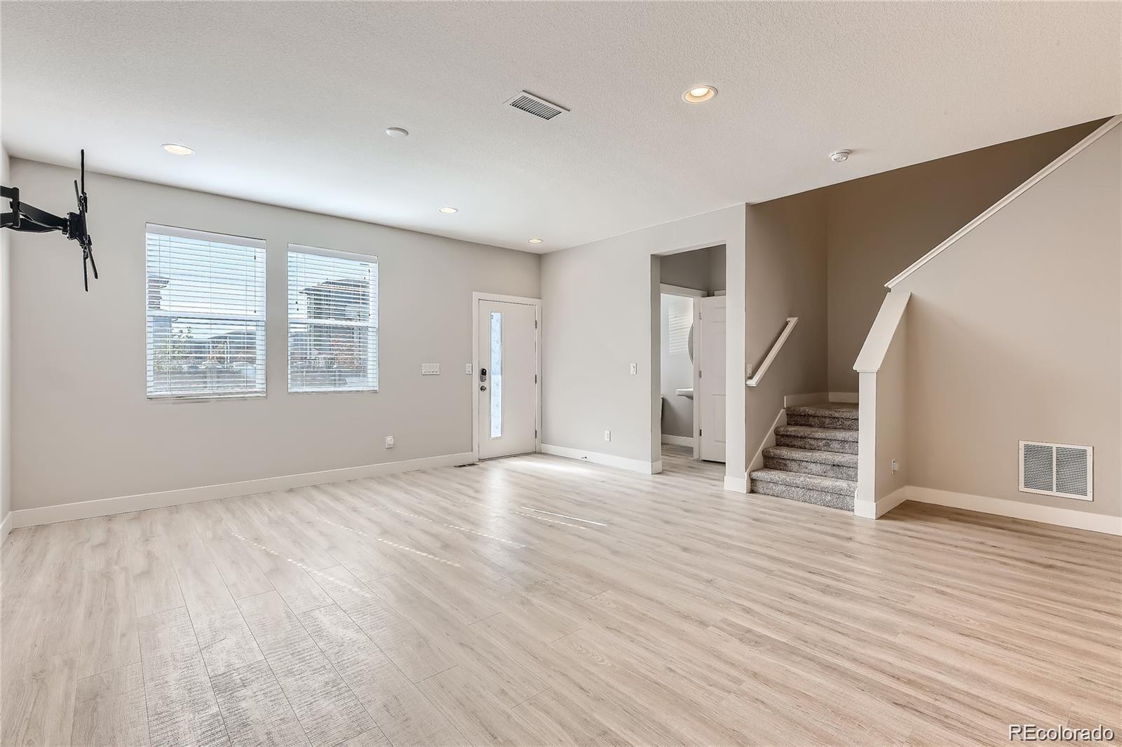 MLS Image #8 for 16121  bolling drive ,denver, Colorado
