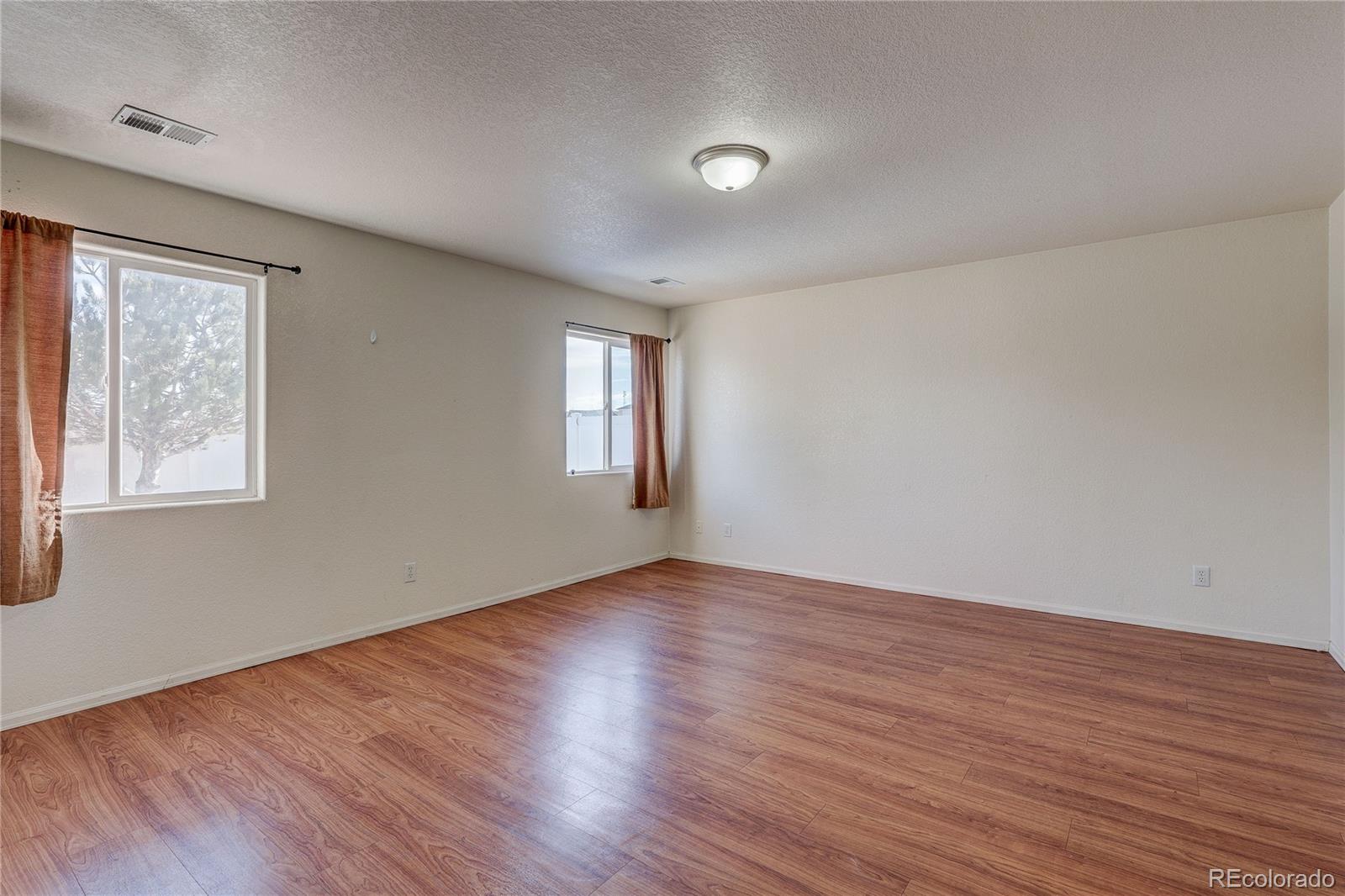 MLS Image #21 for 2804  39th avenue,greeley, Colorado