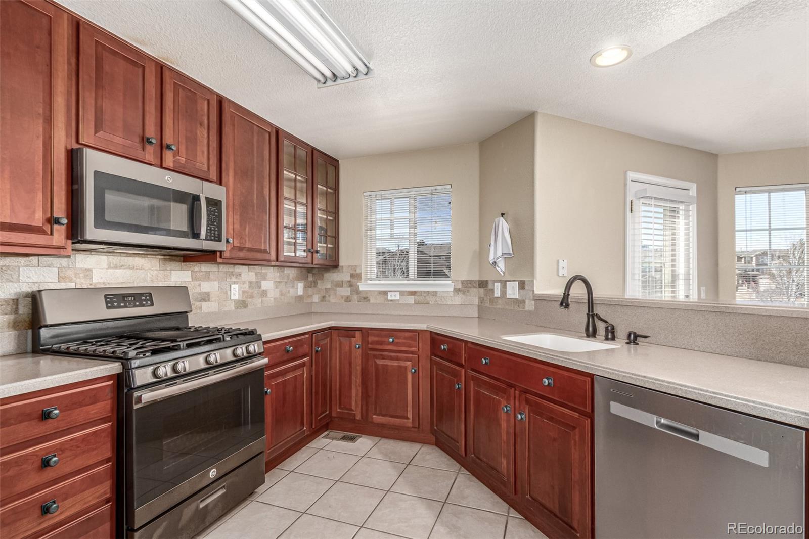 MLS Image #11 for 7556 s shawnee street,aurora, Colorado