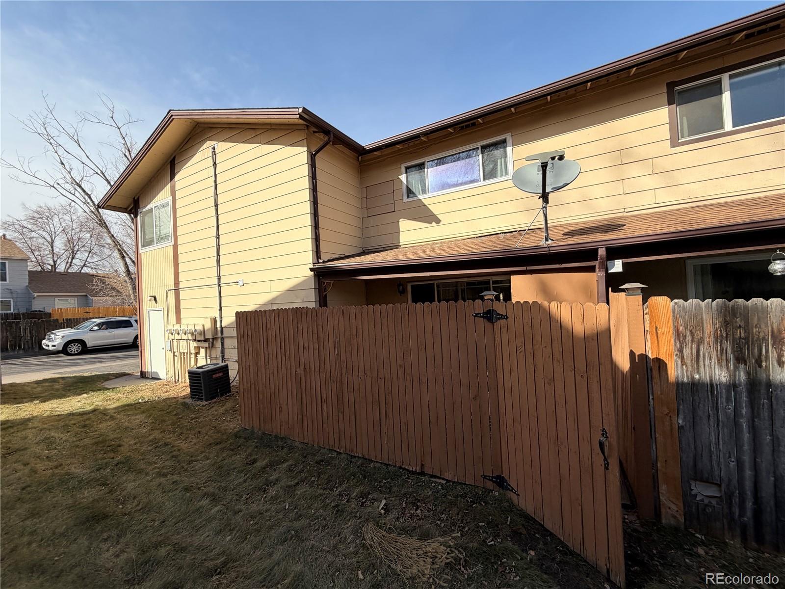 MLS Image #18 for 952  coronado parkway c,denver, Colorado