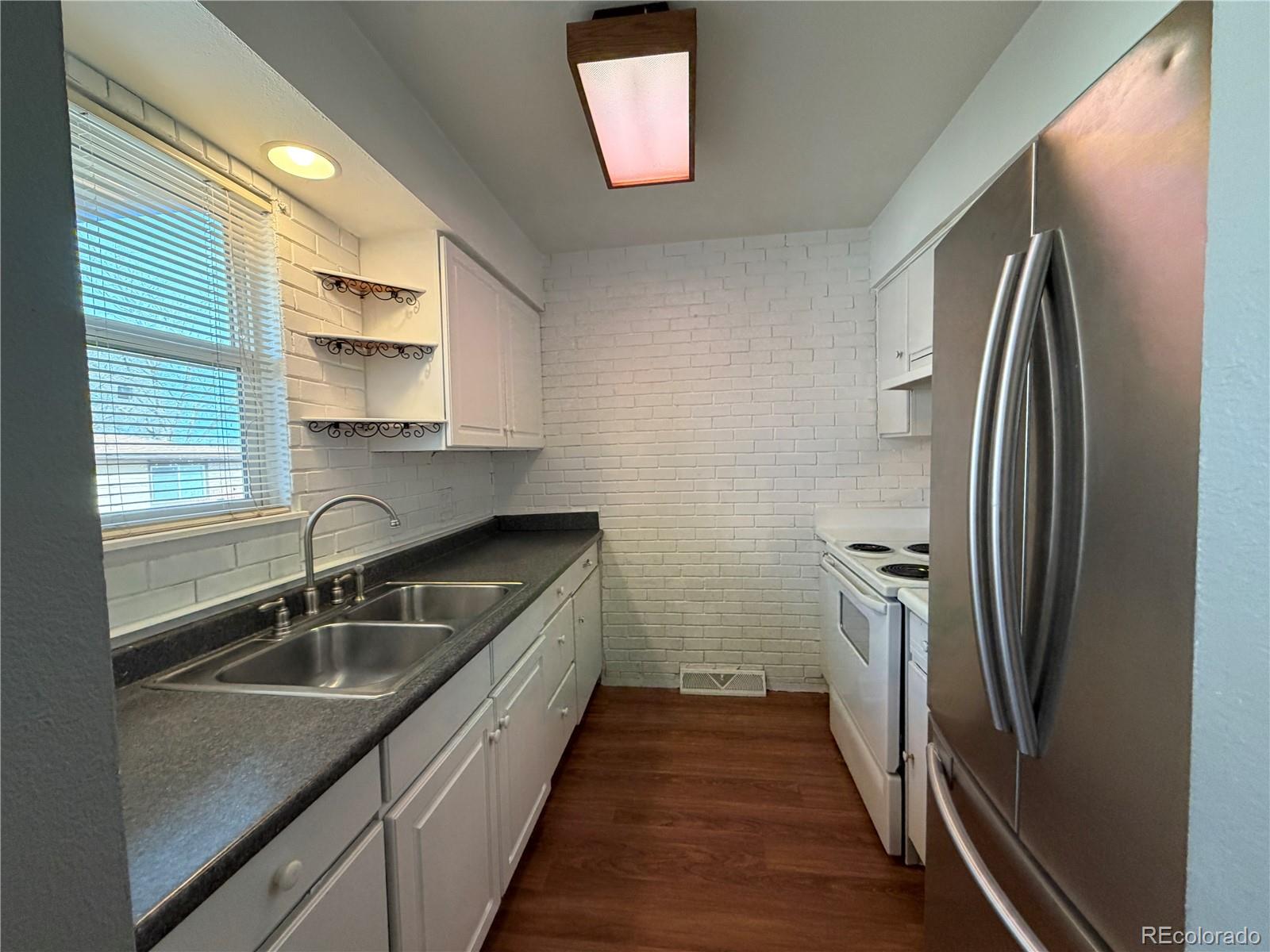 MLS Image #6 for 952  coronado parkway c,denver, Colorado