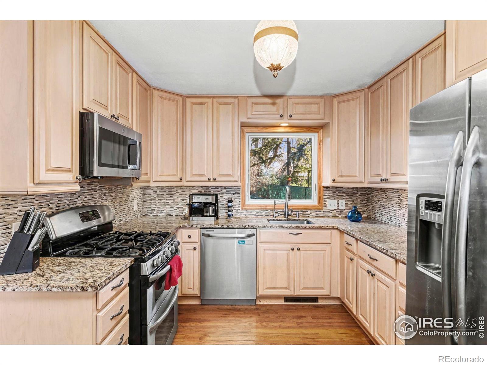 MLS Image #13 for 19  dale place,longmont, Colorado