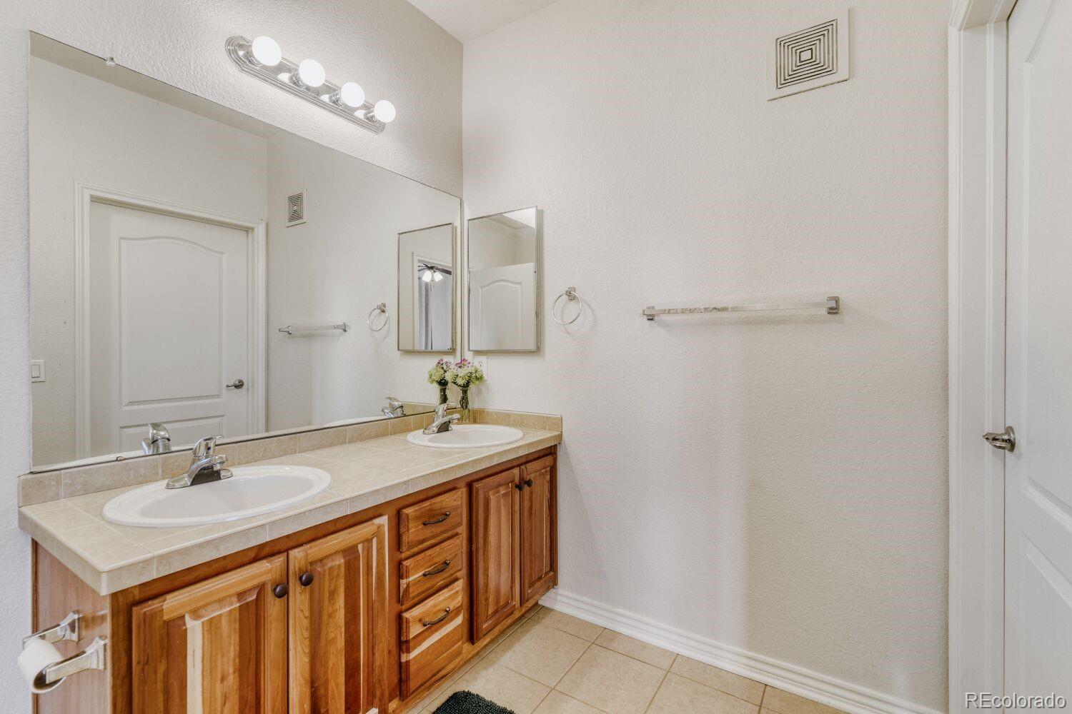 MLS Image #14 for 18611  stroh road,parker, Colorado