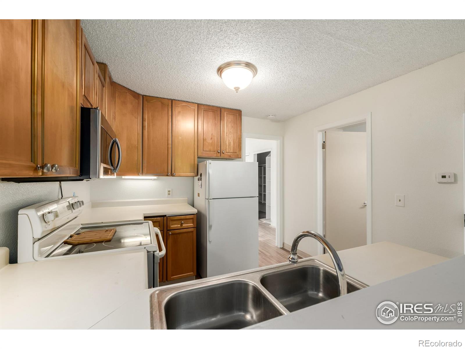 MLS Image #14 for 4210 e 94th avenue,thornton, Colorado