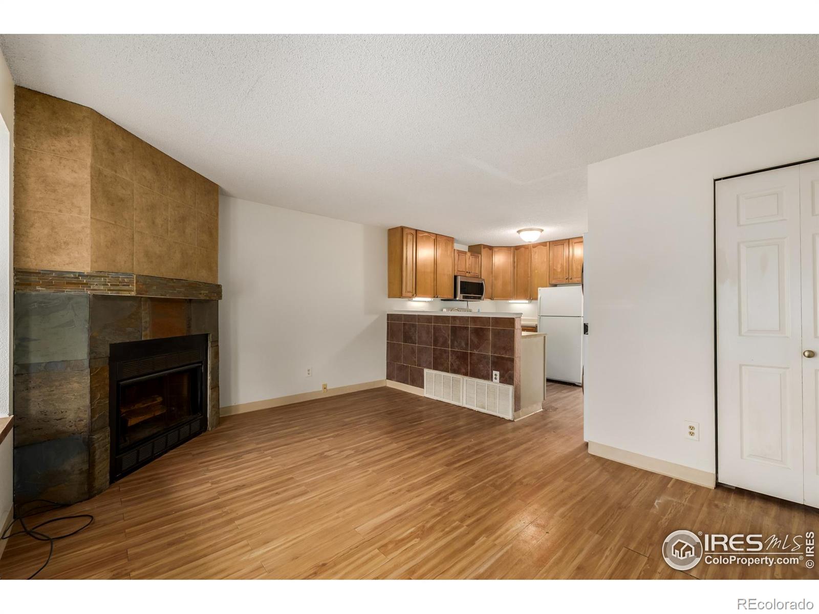 MLS Image #3 for 4210 e 94th avenue,thornton, Colorado